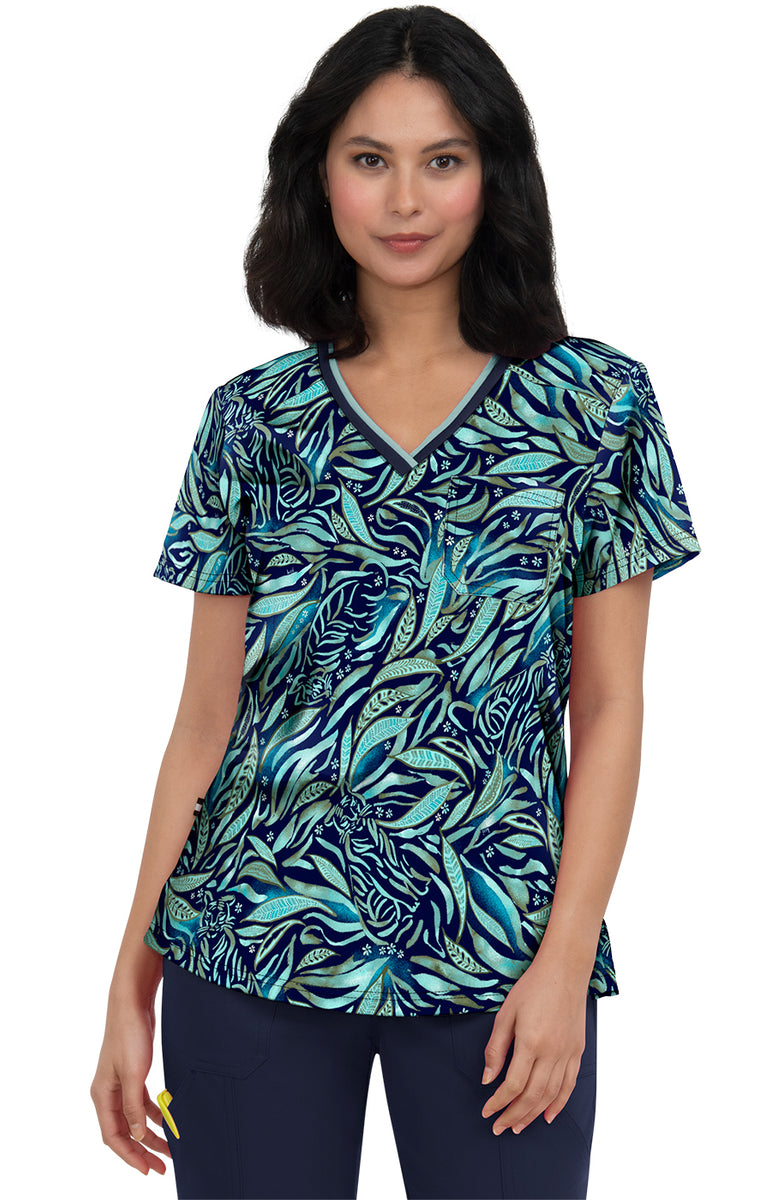 Coming on Strong Women's 1Pocket Print Scrub Top koihappiness
